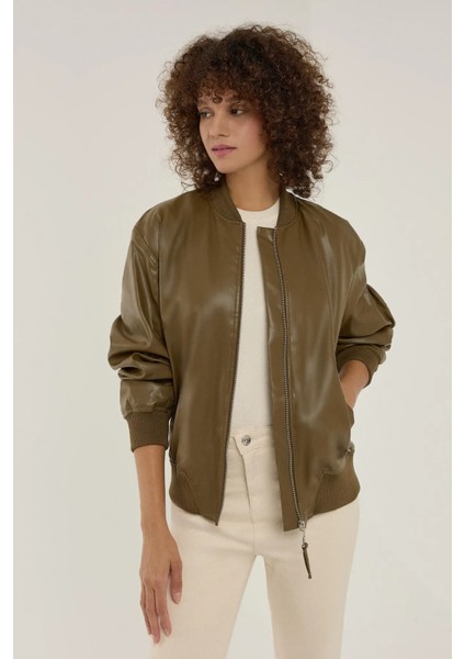 Kadın Rahat Kesim Suni Deri Ceket Yeşil fiyatları
