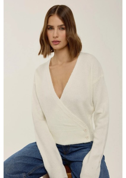 Kadın V Yaka Düğmeli Kruvaze Triko Kazak Natural
