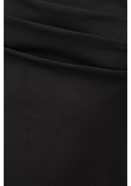 Kadın Kırışıklıklı Kare Yaka Mini Elbise Siyah