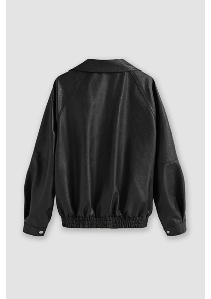 Kadın Oversize Çift Cepli Suni Deri Ceket Siyah fırsatları