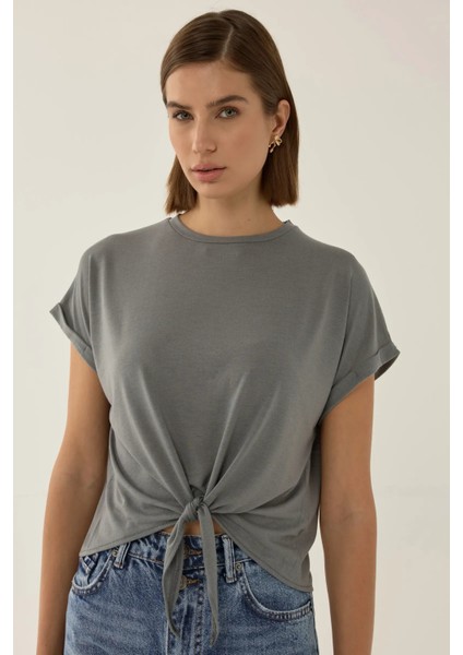 Kadın Basic Yuvarlak Yaka Kısa Tişört Gri modelleri