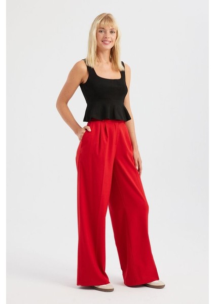 Kadın Kare Yaka Örme Volanlı Bluz Black fiyatları