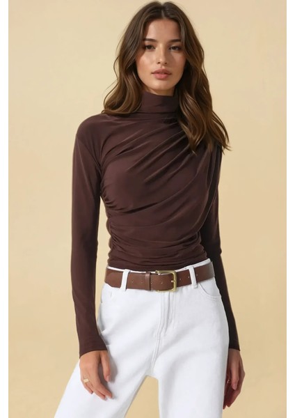 Kadın Dik Yaka Büzgü Detaylı Sandy Bluz Brown fiyatları