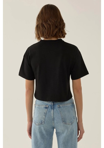 Kadın Basic Bisiklet Yaka Kısa T-Shirt Siyah