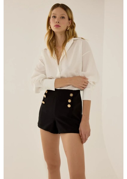 Kadın Altın Düğme Detaylı Siyah Şort Siyah