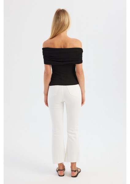 Kadın Düz Omuz Detaylı Üst Natural fırsatları