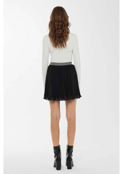 Kadın Pileli Mini Etek Black fırsatları