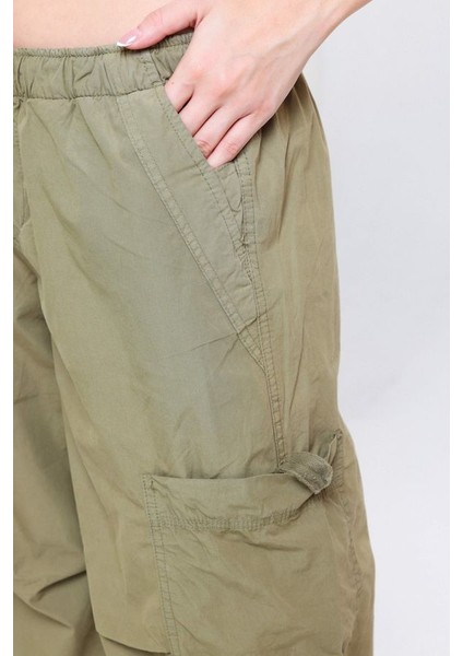 Kadın Açık Mavi Kot Orta Bel Lastikli Paraşüt Pantolon Haki Yeşil