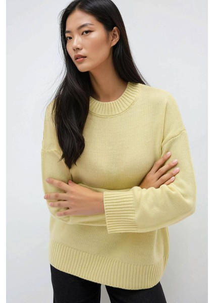 Kadın Bisiklet Yaka Relax Fit Yumuşak Triko Kazak Limon Sarısı fiyatları