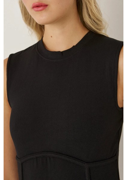 Kadın Yüksek Bel Düz Paça Pantolon Black