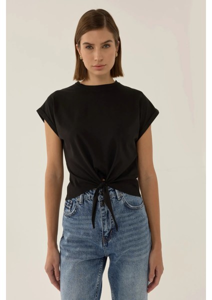 Kadın Basic Yuvarlak Yaka Kısa Tişört Siyah modelleri