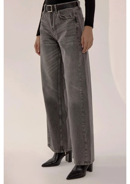 Kadın Yıkama Efektli Wide Leg Kot Pantolon Gri modelleri