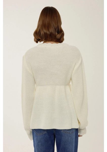 Kadın Bağlama Detaylı Dilimli V Yaka Triko Kazak Natural indirimleri