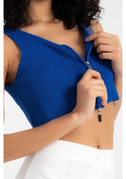 Kadın Yaka Detaylı Fermuarlı Örme Nervürlü Crop Top Blue indirimleri