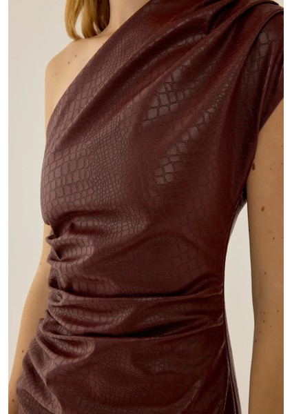 Kadın Tek Kollu Timsah Desenli Suni Deri Mini Elbise Red fırsatları