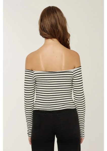 Kadın Omuz Açık Çizgili Bluz White indirimleri