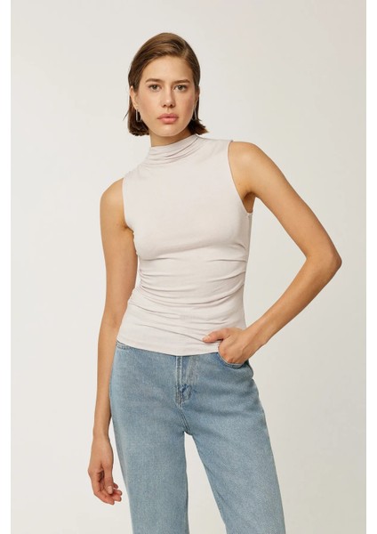 Kadın Drapeli Sıfır Kol Bluz Natural