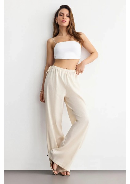 Kadın Yaylı ve Yandan Bağlamalı Bol Bacaklı Pantolon Natural