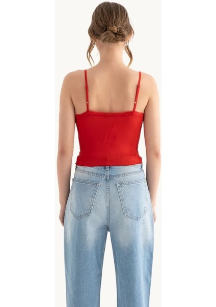 Kadın Dantel Detaylı V Yaka Kırpılmış Tank Top Red fırsatları