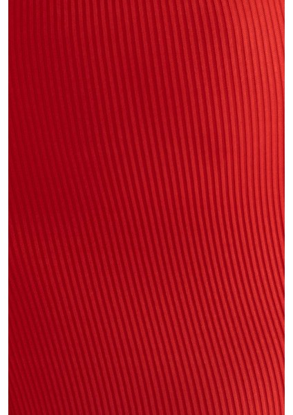 Kadın Dantel Detaylı V Yaka Kırpılmış Tank Top Red indirimleri