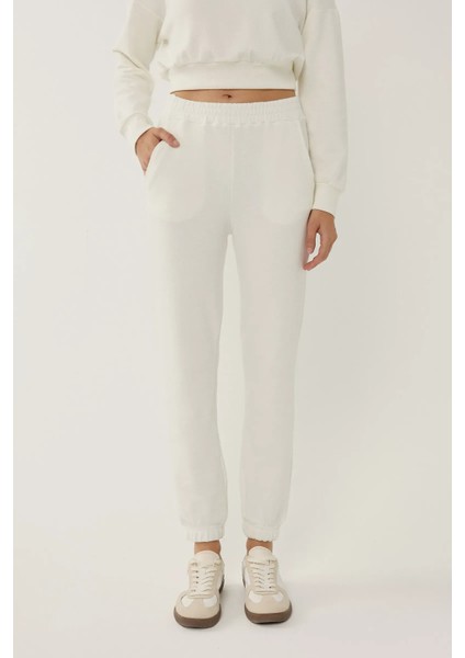 Kadın Beyaz Jogger Pantolon White modelleri