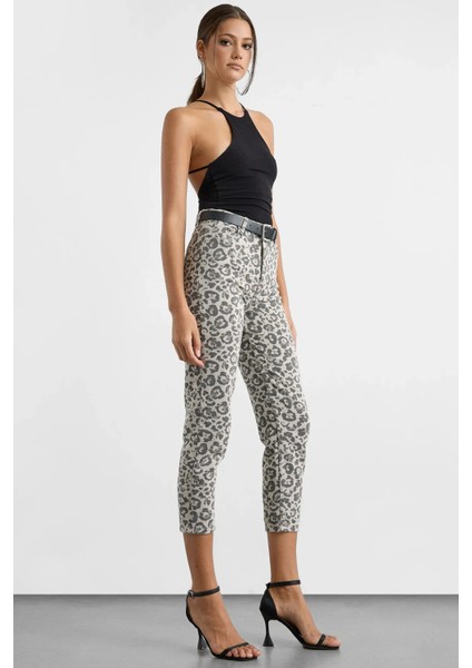 Kadın Hayvan Baskılı Slim Fit Kot Pantolon Gri fiyatları