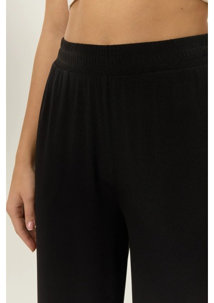 Kadın Wide Leg Rahat Kesim Esnek Örme Pantolon Siyah fırsatları
