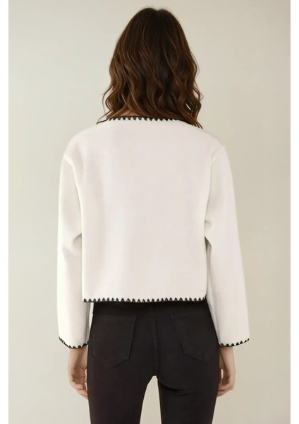 Kadın Çoban Dikiş Detaylı Yakasız Ceket Tozlu Beyaz fırsatları