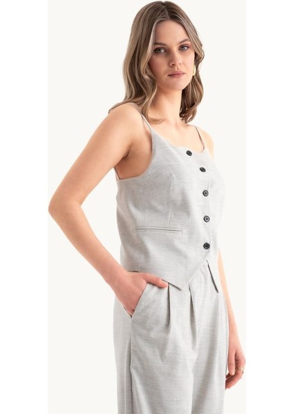 Kadın Gri İnce Askılı Düğmeli Üst Grey fırsatları