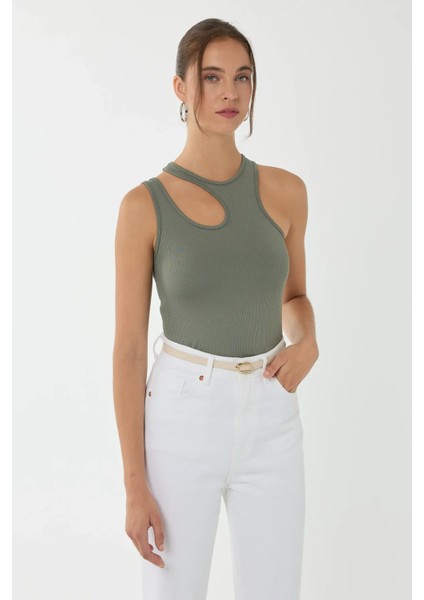 Kadın Asimetrik Yaka Crop Top Yeşil