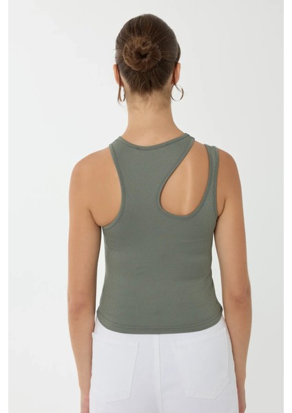 Kadın Asimetrik Yaka Crop Top Yeşil indirimleri