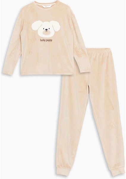 Lcw Young Bej Bisiklet Yaka Nakışlı Kadın Kadife Pijama Takımı indirimleri