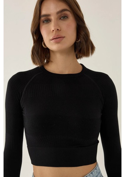 Kadın Slim Fit Basic Crop Top Black modelleri