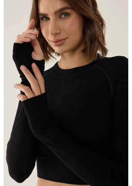 Kadın Slim Fit Basic Crop Top Black indirimleri