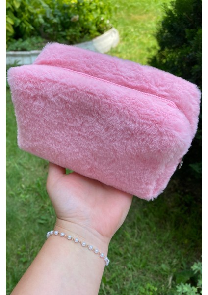 Peluş Makyaj ve Seyahat Çantası fırsatları