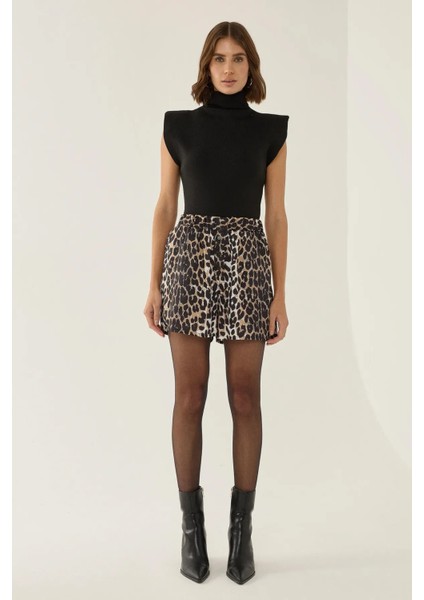 Kadın Yüksek Bel Leopar Desenli Mini Şort Kahve Kahvesi