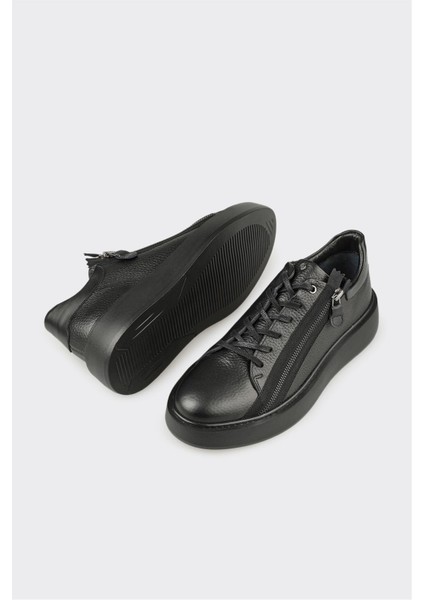 Siyah Deri Erkek Spor Ayakkabı modelleri