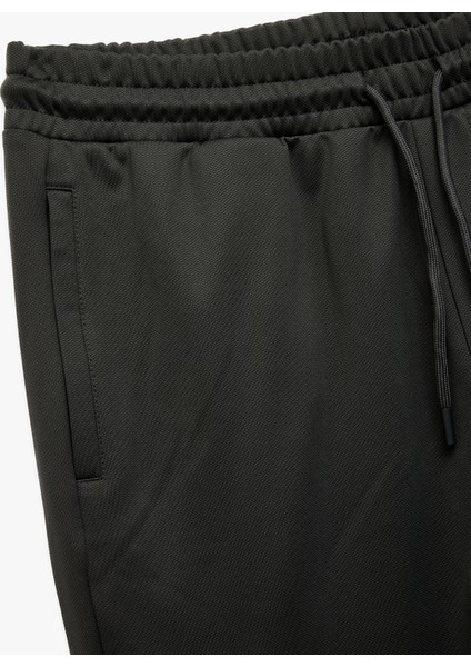 Cep Detaylı Beli Bağcıklı Spor Eşofman Altı modelleri