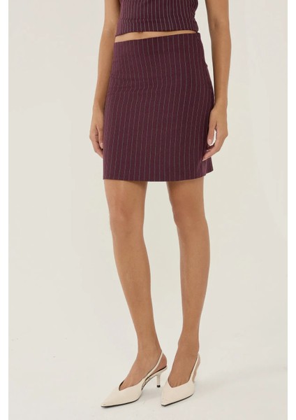 Kadın Çizgili Mini Etek Red modelleri