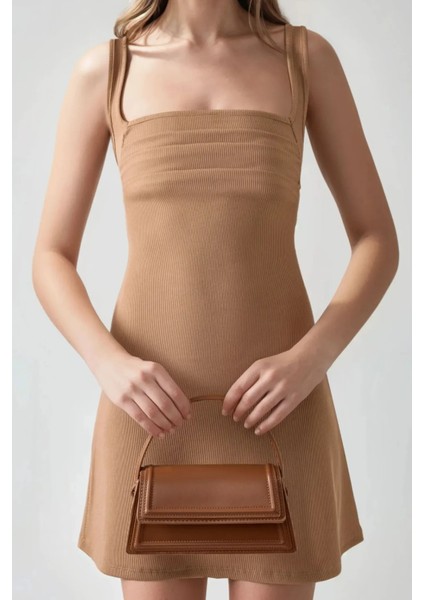 Kadın Kırışıklıklı Kare Yaka Mini Elbise Mocha Kahvesi modelleri