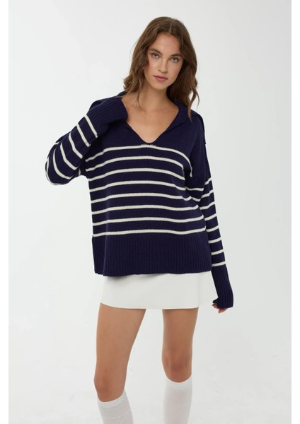 Kadın Çizgili V Yaka Kazak Siyah fiyatları