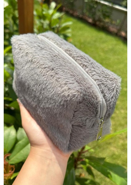 Peluş Makyaj ve Seyahat Çantası fırsatları