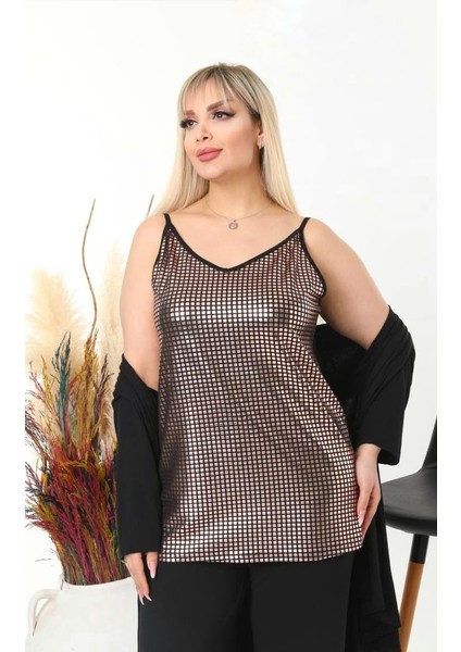 Kadın Büyük Beden Arkası Siyah, Önü Varak Baskılı Askılı Viskon Bluz