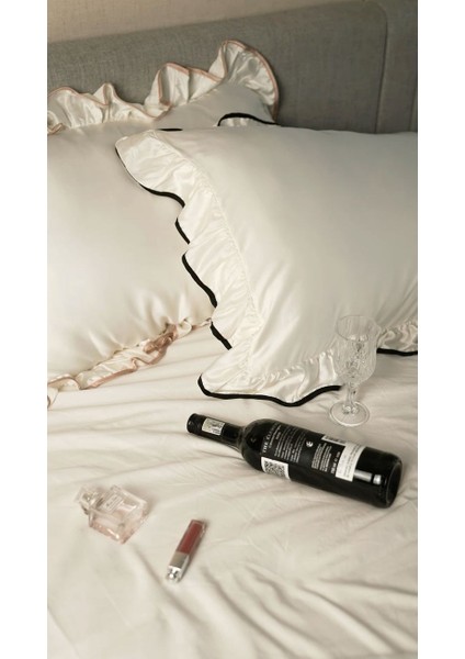 Pure %100 Tek Kişilik Nevresim Seti Süs Overlok Dikişli Ekru fiyatları