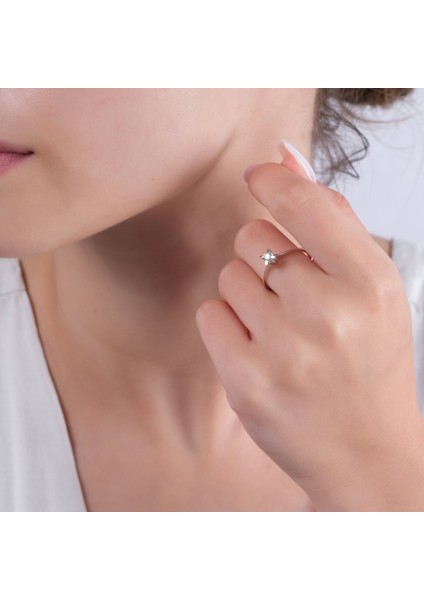 0.12 Karat Tektaş Pırlanta Yüzük, Gerçek Pırlanta, Mücevher Sertifikalı fiyatları