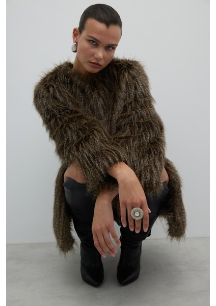 Bisiklet Yaka Suni Kürk Kap Standart Renk K2616302_089 modelleri