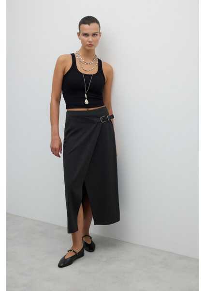 Kruvaze Görünümlü Süs Tokalı Midi Boy Etek K. Antrasit K2625002_286 fırsatları