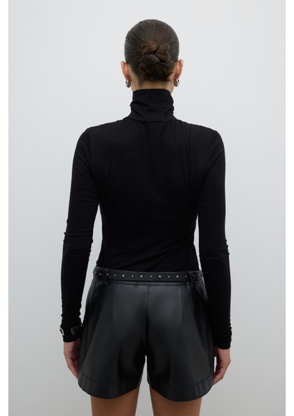 Balıkçı Yaka Uzun Kol Basic T-Shirt Siyah K2623801_001 fiyatları