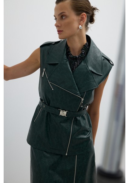 Çıkarılabilir Kemer ve Çıtçıt Detaylı Kruvaze Yelek Yeşil K2617011_012 fırsatları