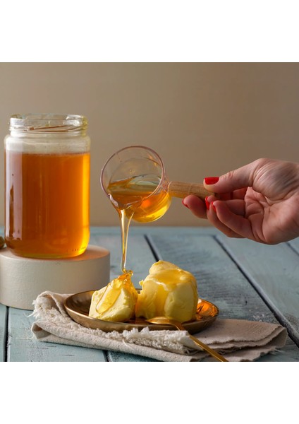 Kars Yüksek Rakım Süzme Çiçek Balı Saf ve Yoğun Aromalı - 1 kg modelleri